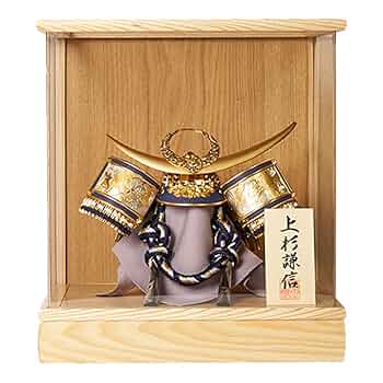 上杉謙信　東京久月　五月人形　着用兜飾り収納セット・着用できる兜 五月人形,久月,1424,着用兜,上杉謙信,5月人形,兜,収納飾り